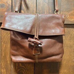 Dooney and Bourne Brown Leather Crossbody Bag Beautiful Condition